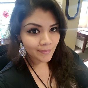 Meet your Posher, Cendy